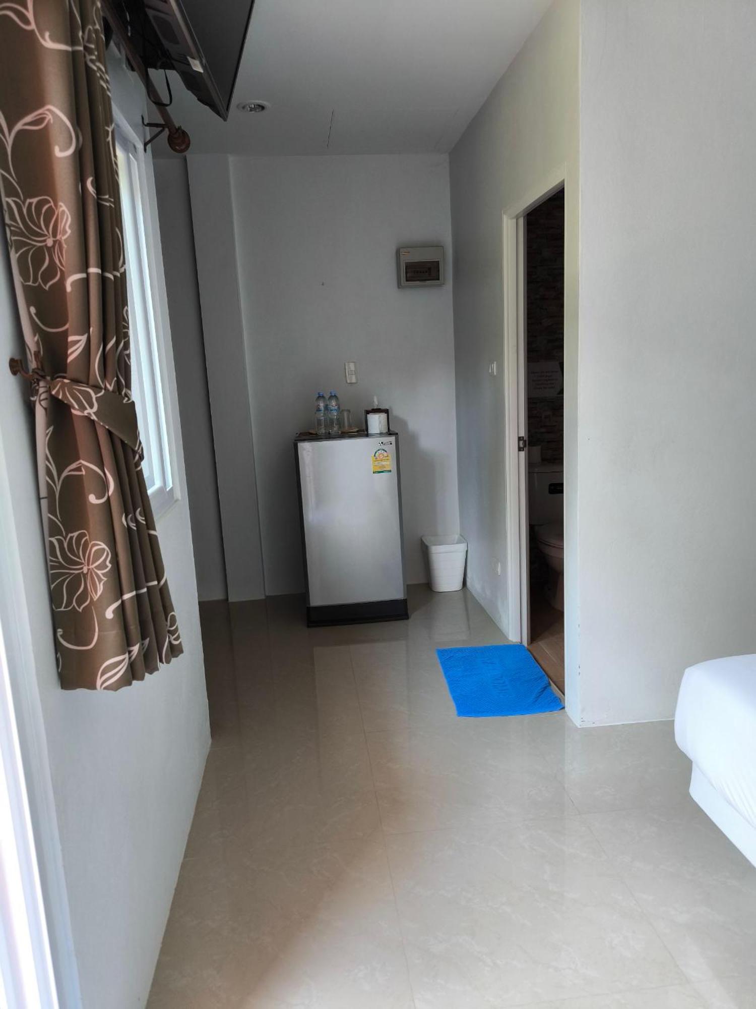 Maenam Villa Hotel Mae Nam Bagian luar foto