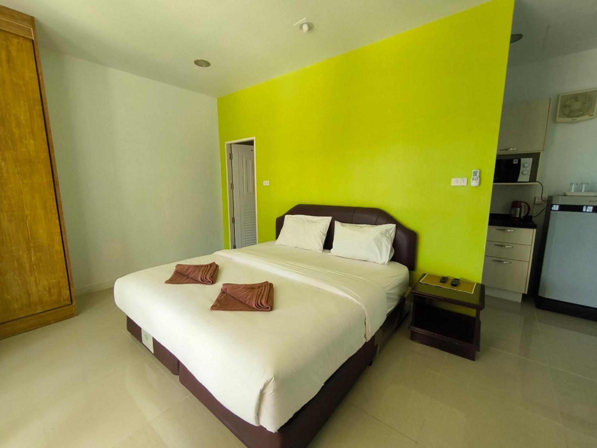 Maenam Villa Hotel Mae Nam Bagian luar foto