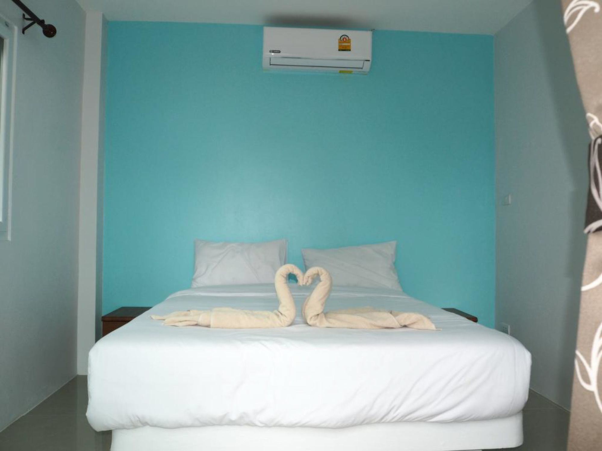 Maenam Villa Hotel Mae Nam Bagian luar foto
